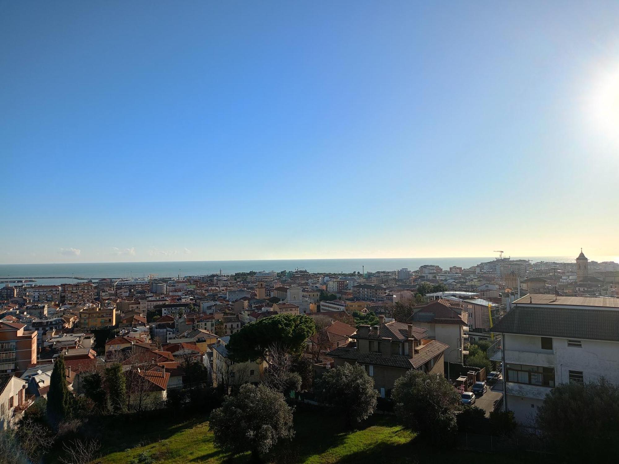 Casa Del Fiordaliso San Benedetto del Tronto Exterior foto